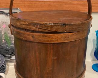 ANTIQUE SUGAR FIRKIN BANDED BOX