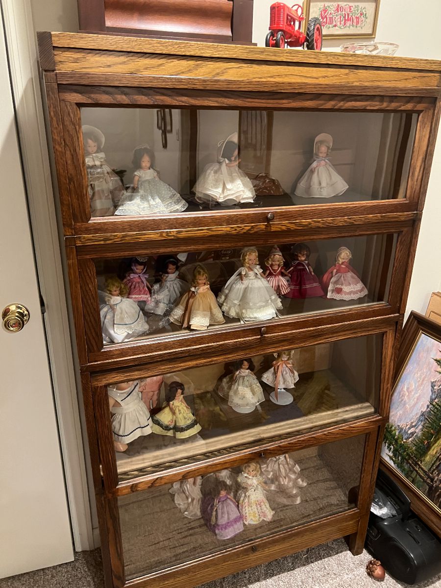 Blue Moon Estate Sale in Paris! starts on 2/24/2024