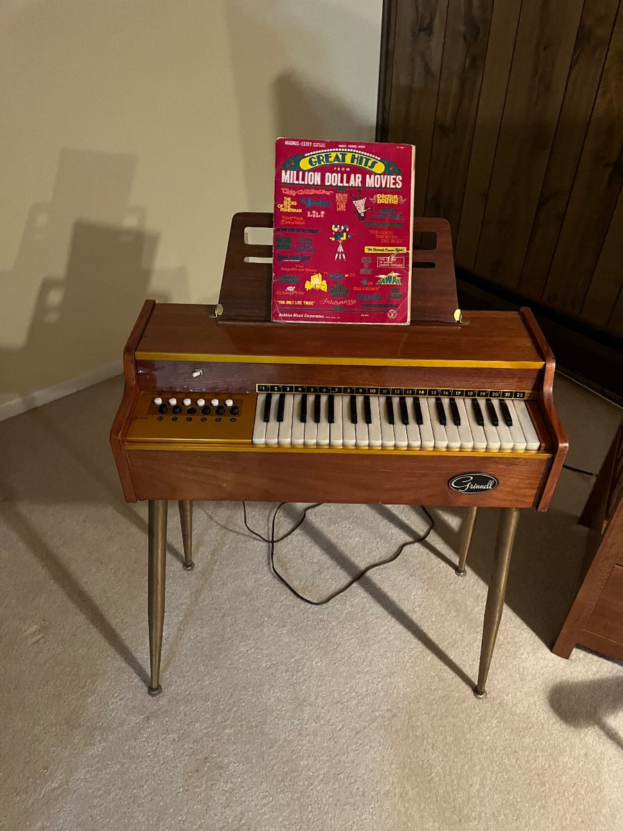 WORKING RARE VINTAGE GRINNELL ORGAN 