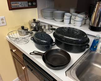 CAST IRON PANS 