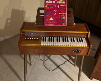 WORKING RARE VINTAGE GRINNELL ORGAN 