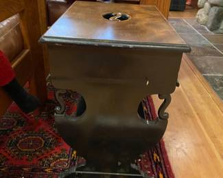 a better view of the end table