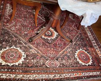 anothe view of the rug showing sun faded area