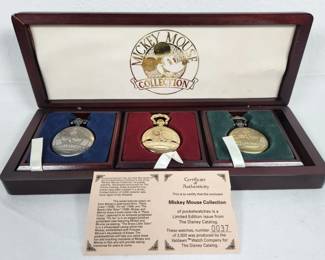 Disney LE Mickey Mouse 3 Pocket Watch Set
