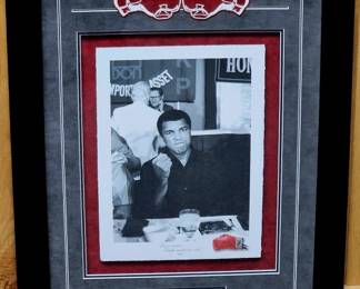 Muhammed Ali Framed Display on Mirrorpix Paper