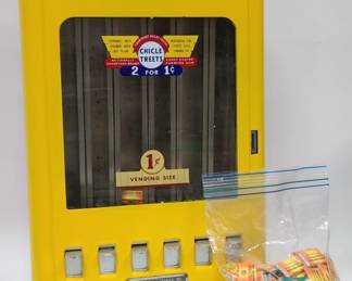 Restored Chicle Treets 1 Cent Vending Machine