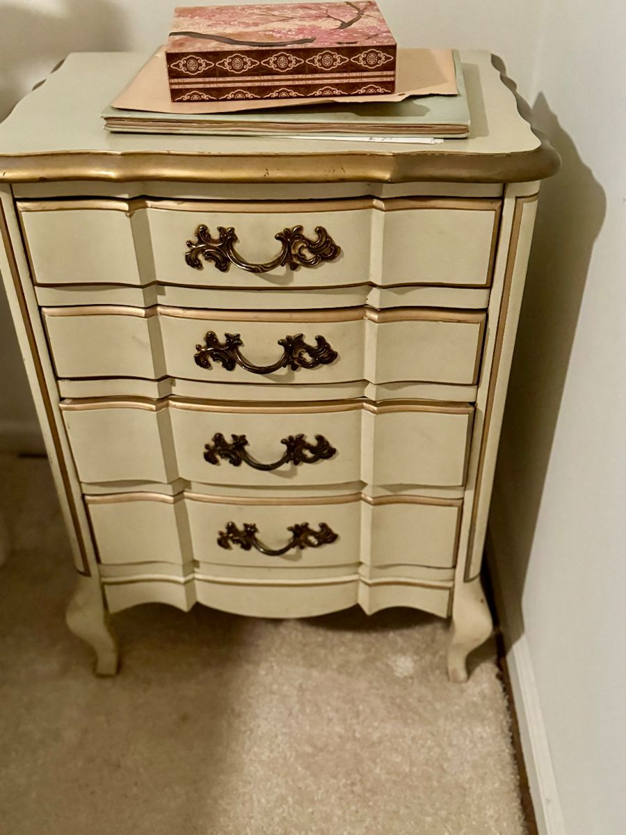 Donna Davis Estate SaleWhole House! 50... starts on 3/7/2024