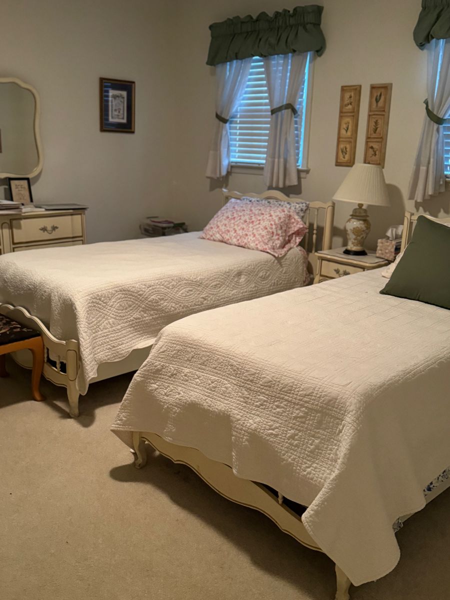 French provencial bedroom suite Dixie Furniture 