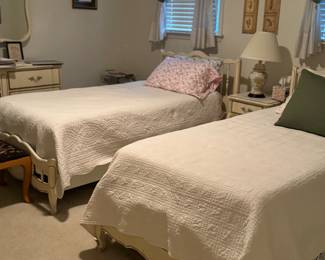 French provencial bedroom suite Dixie Furniture 