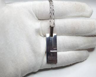 GUCCI STERLING SILVER PENDANT NECKLACE 925