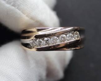 14K GOLD MENS DIAMOND RING