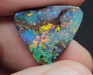 AUSTRALIAN BOULDER OPAL