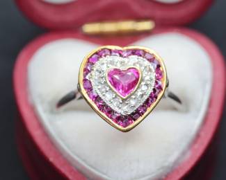 RUBY & DIAMOND ART DECO HEART PLATINUM RING