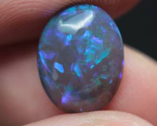 AUSTRALIAN DARK CRYSTAL OPAL