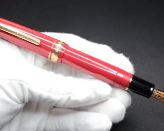 FOUNTAIN PEN