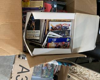 Assortment of Baseball Cards