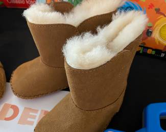 Children's Ugg Caden Boots