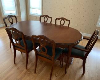 dining table with 1 leaf, 2 arm chairs, 4 side chairs - made in Canada