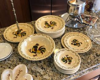 Poppy trail rooster dishes