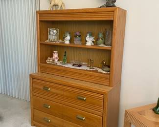 Stanley Dresser Hutch