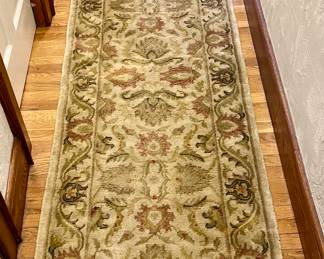 Runner (green, cream, rust)