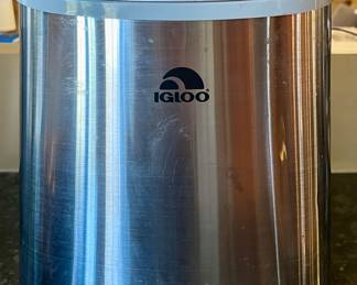 Igloo Ice Maker