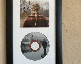 Framed signed Taylor Swift CD with booklet 