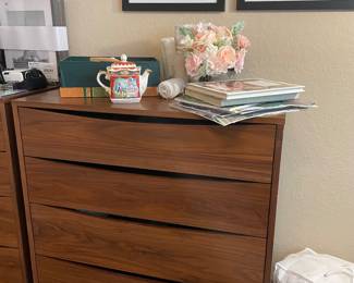 Modern design chest reproduction 