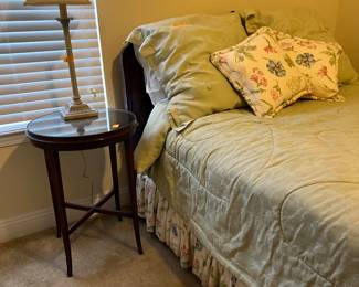 Antique table 
Antique bed