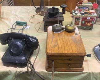 Old hand crank telephone 
