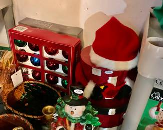 Items Located In The Basement ~ Tons of Vintage Items~ Vintage Chistmas & Holiday Decor