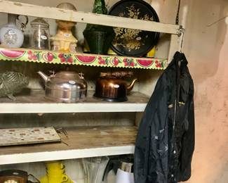 Items Located In The Basement ~ Tons of Vintage Items