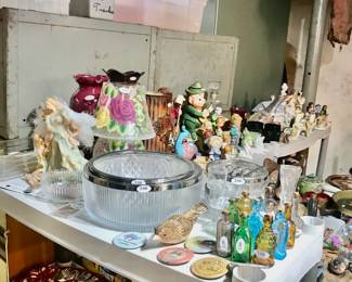 Items Located In The Basement ~ Tons of Vintage Items