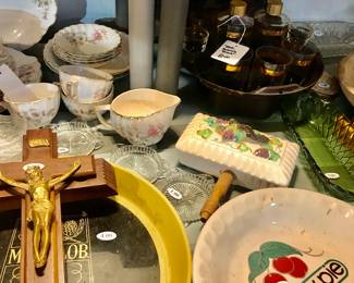 Items Located In The Basement ~ Tons of Vintage Items