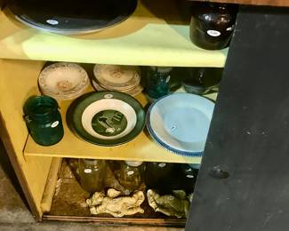 Items Located In The Basement ~ Tons of Vintage Items