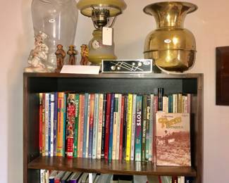 Items Located In The 1st Bedroom 