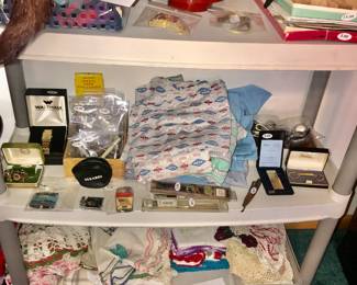 Items Located In The 3rd Bedroom (MASTER)