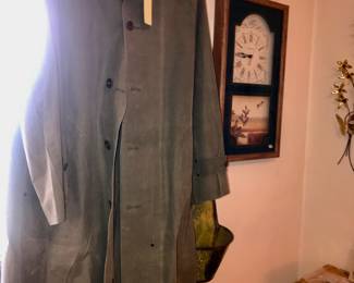 Items Located In The 1st Bedroom 