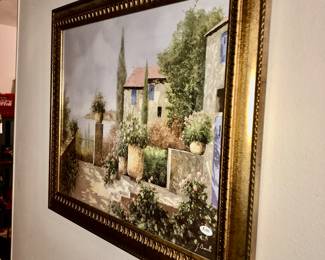 Items Located In The Central Hallway