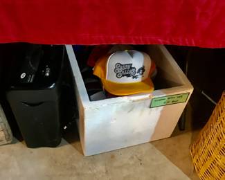 Items Located In The Basement ~ Tons of Vintage Items