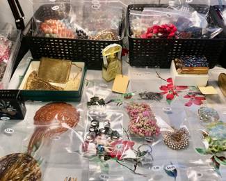 Items Located In The 3rd Bedroom (MASTER) ~ Vintage Assorted Costume Jewelry