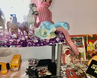 Items Located In The 2nd Bedroom ~ Room Full Of Vintage Toys