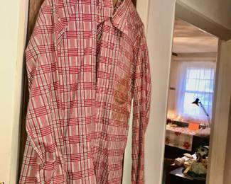 Items Located In The Central Hallway