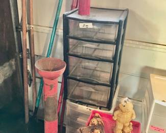 Items Located In The Garage ~ Some Cool Vintage Items