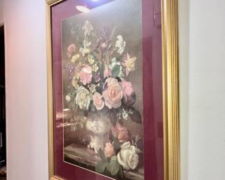 Items Located In The Central Hallway