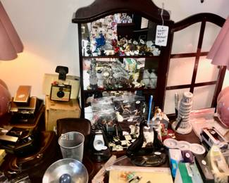 Items Located In The 1st Bedroom 