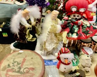 Items Located In The Basement ~ Tons of Vintage Items~ Vintage Chistmas & Holiday Decor