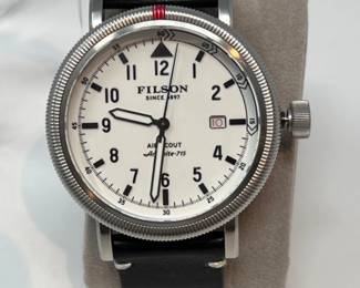 Filson Air Scout Mens Wrist Watch $1,000