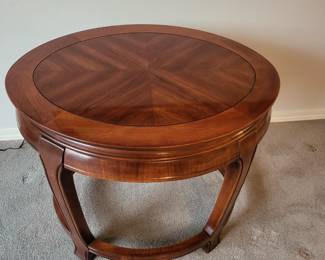 Small Oval Lamp Table
