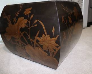 Elegant Vintage Drexel Heritage Et Cetera Floral Inlaid Glass-Top Coffee Table